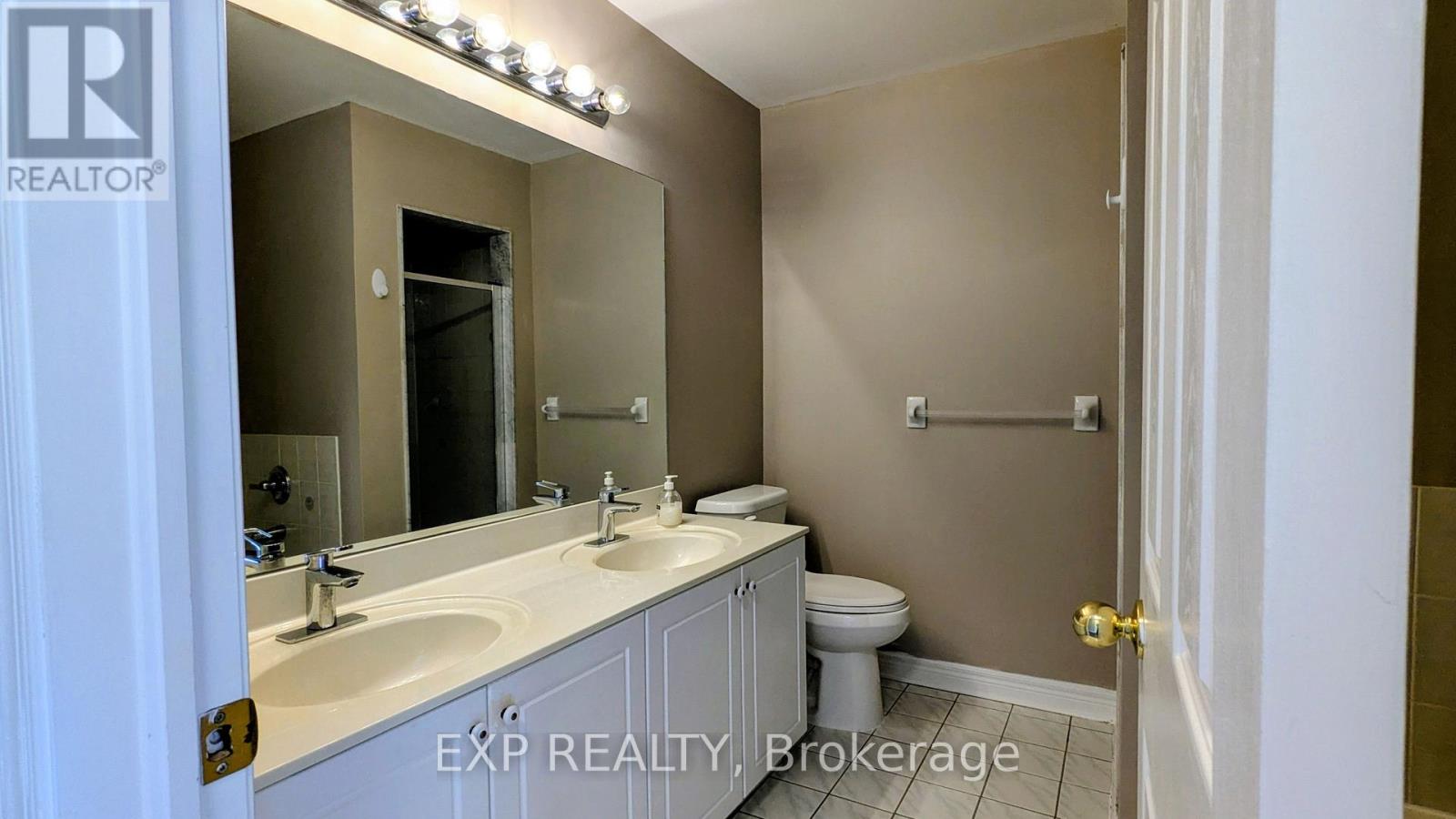136 Galleria Pkwy, Markham, Ontario  L3T 7T7 - Photo 24 - N13865292