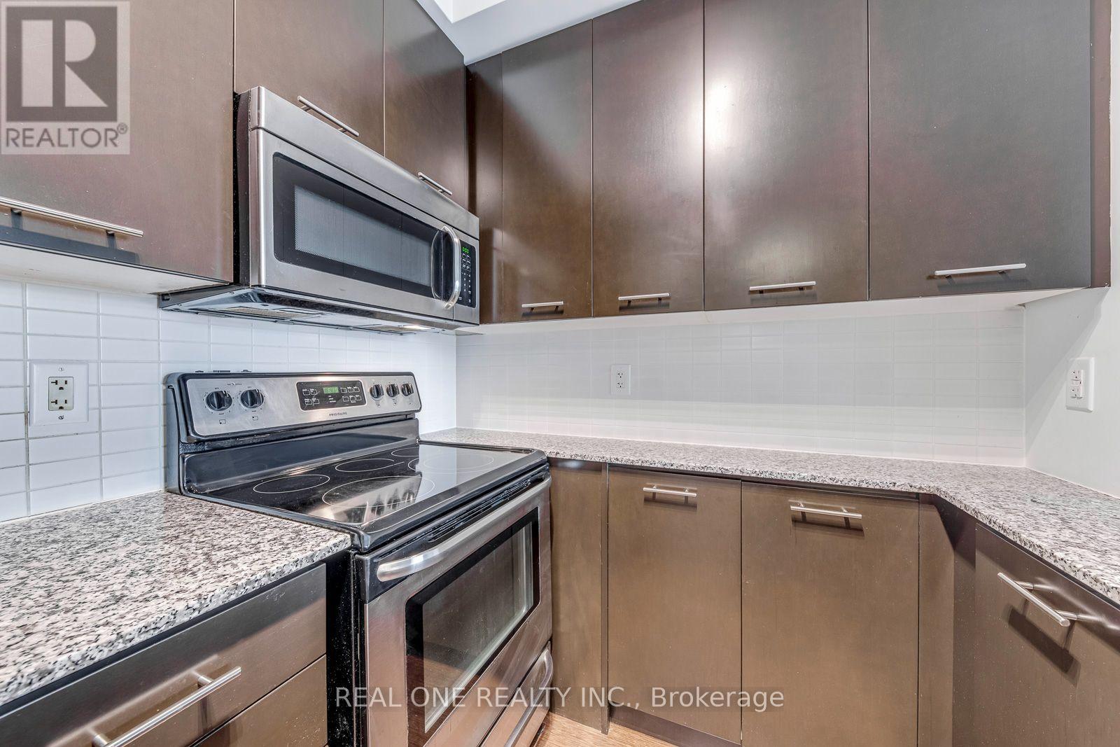 2604 - 360 Square One Drive, Mississauga, Ontario  L5B 0G7 - Photo 12 - W14085578