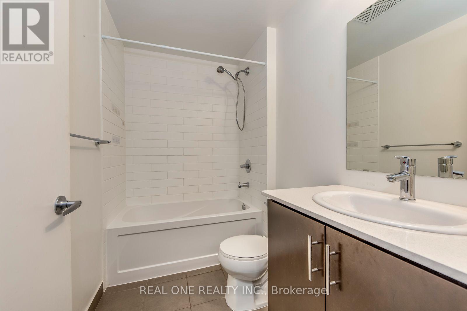 2604 - 360 Square One Drive, Mississauga, Ontario  L5B 0G7 - Photo 28 - W14085578