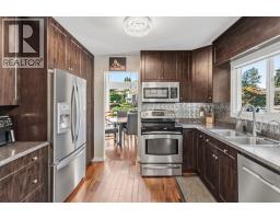 710 Tozer Court, Kelowna, British Columbia V1W 2P8 - Photo 4 - 10401601