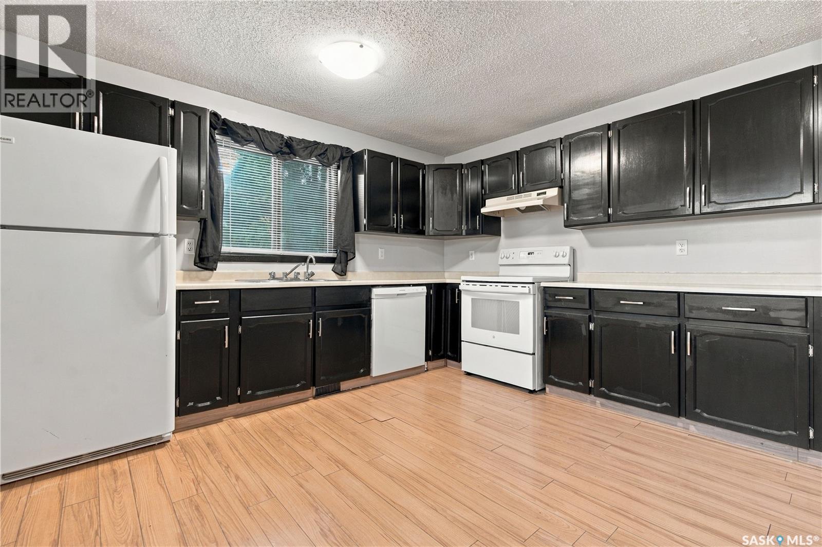5907 Hague Crescent, Regina, Saskatchewan  S4X 3K6 - Photo 11 - SK051441