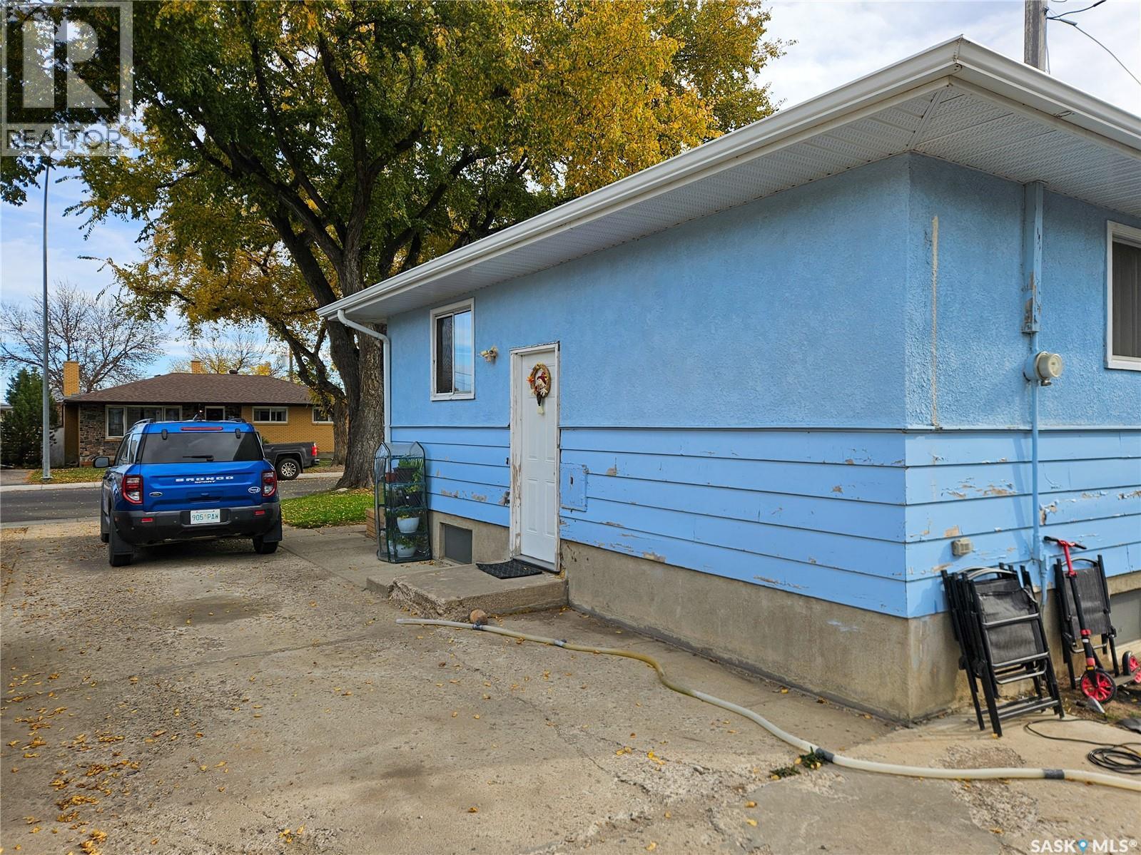 30 Allen Drive, Swift Current, Saskatchewan  S9H 3A1 - Photo 24 - SK051434