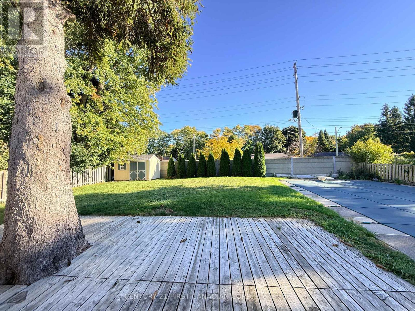 26 Colonial Crescent, London North, Ontario  N6H 4X3 - Photo 35 - X14094076
