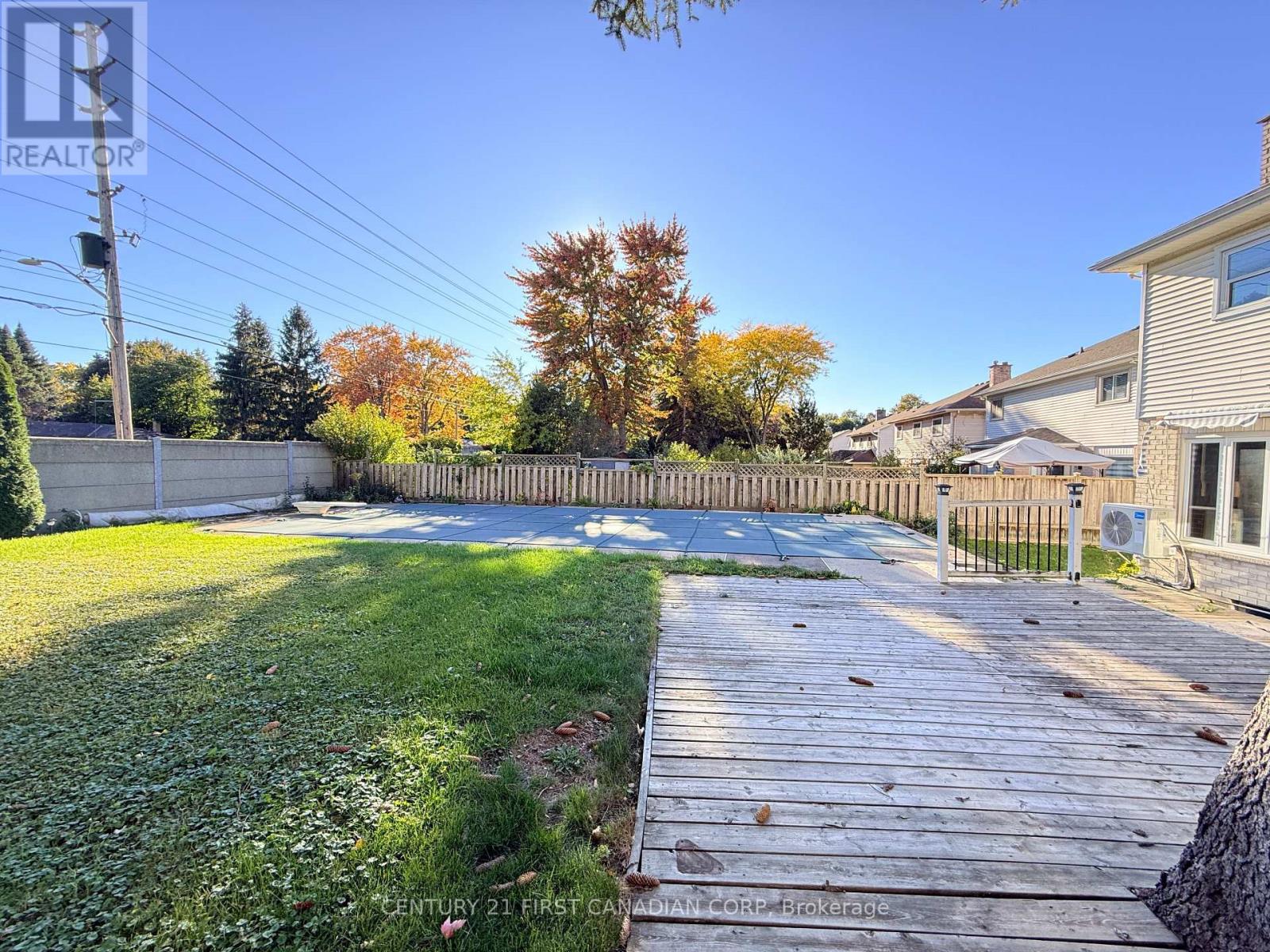 26 Colonial Crescent, London North, Ontario  N6H 4X3 - Photo 36 - X14094076