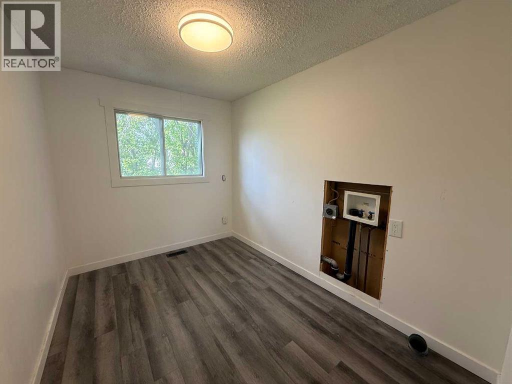 700 8 Street, Fox Creek, Alberta T0H 1P0 - Photo 13 - A2350570
