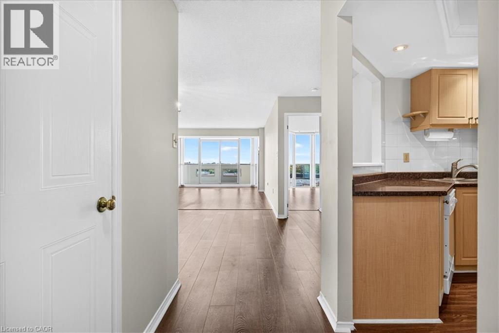 5080 Pinedale Avenue Unit# 804, Burlington, Ontario  L7L 5V7 - Photo 4 - 40872290