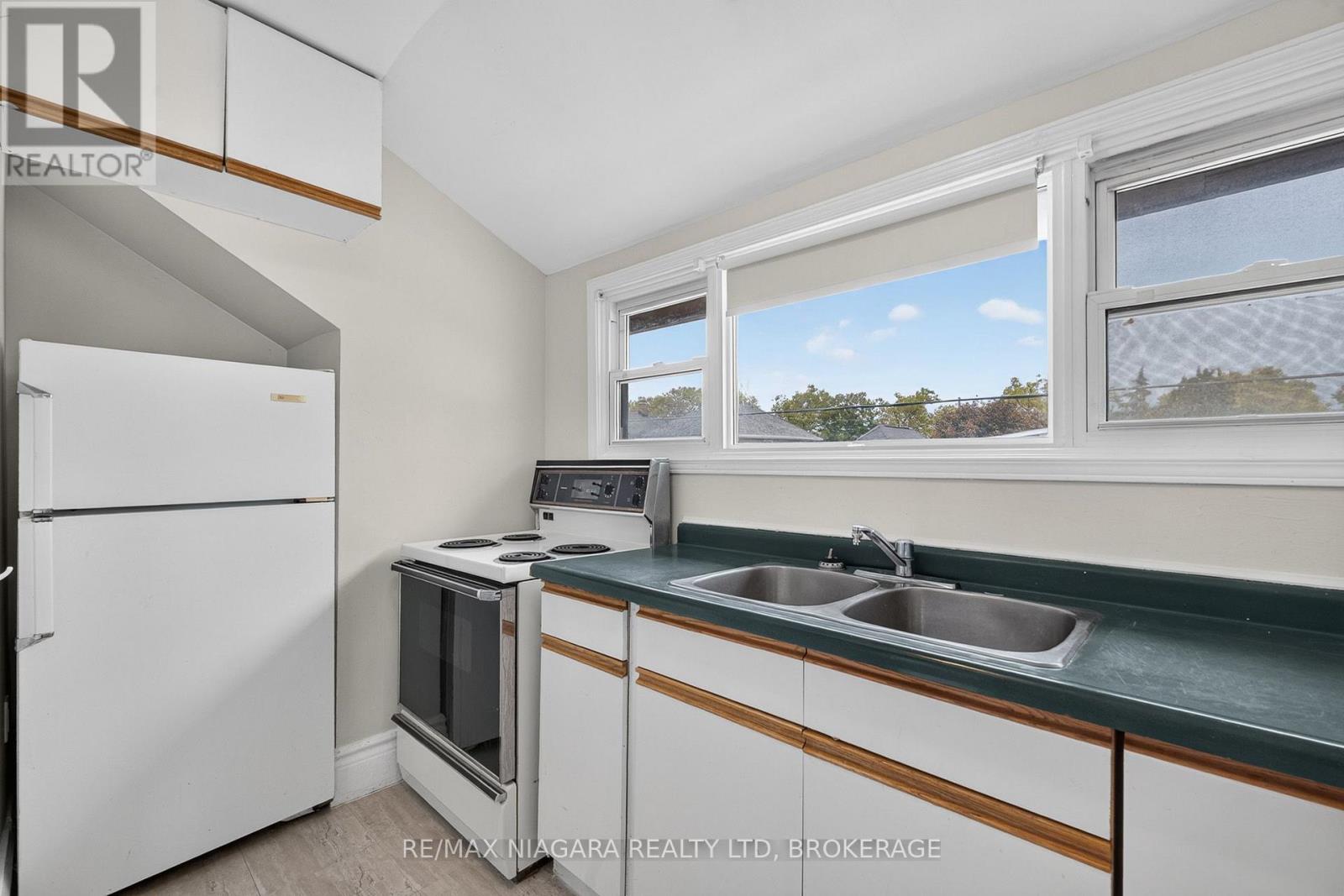 44 Lowell Avenue, St. Catharines (Downtown), Ontario  L2R 2E1 - Photo 31 - X14094072