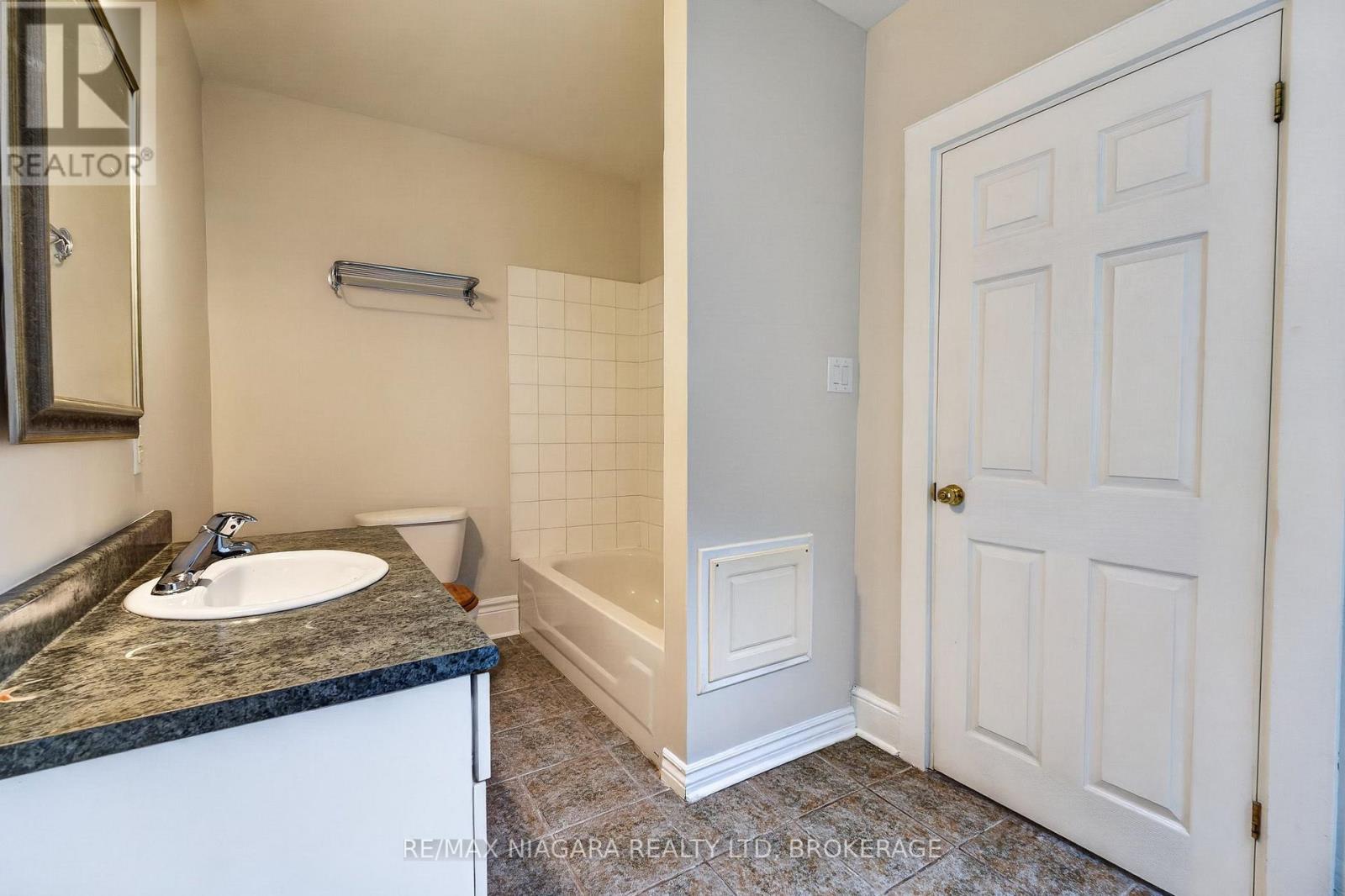 44 Lowell Avenue, St. Catharines, Ontario  L2R 2E1 - Photo 16 - X14094084