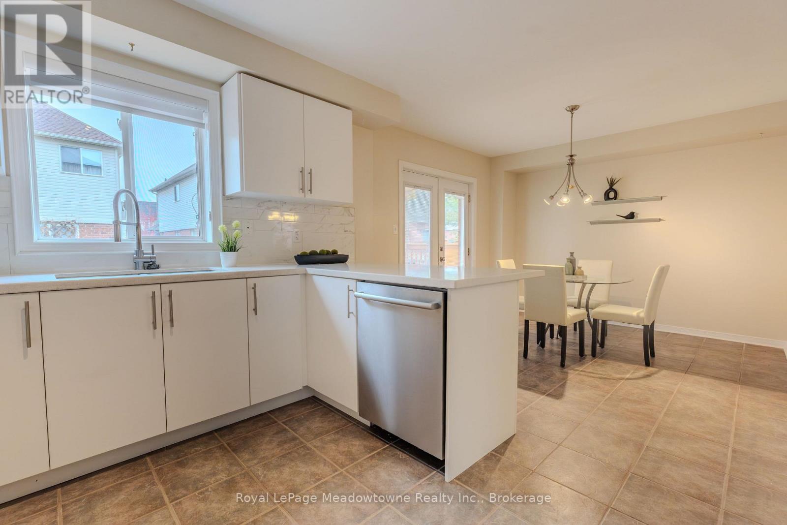 1311 Cartmer Way, Milton, Ontario  L9T 6J9 - Photo 17 - W14094118