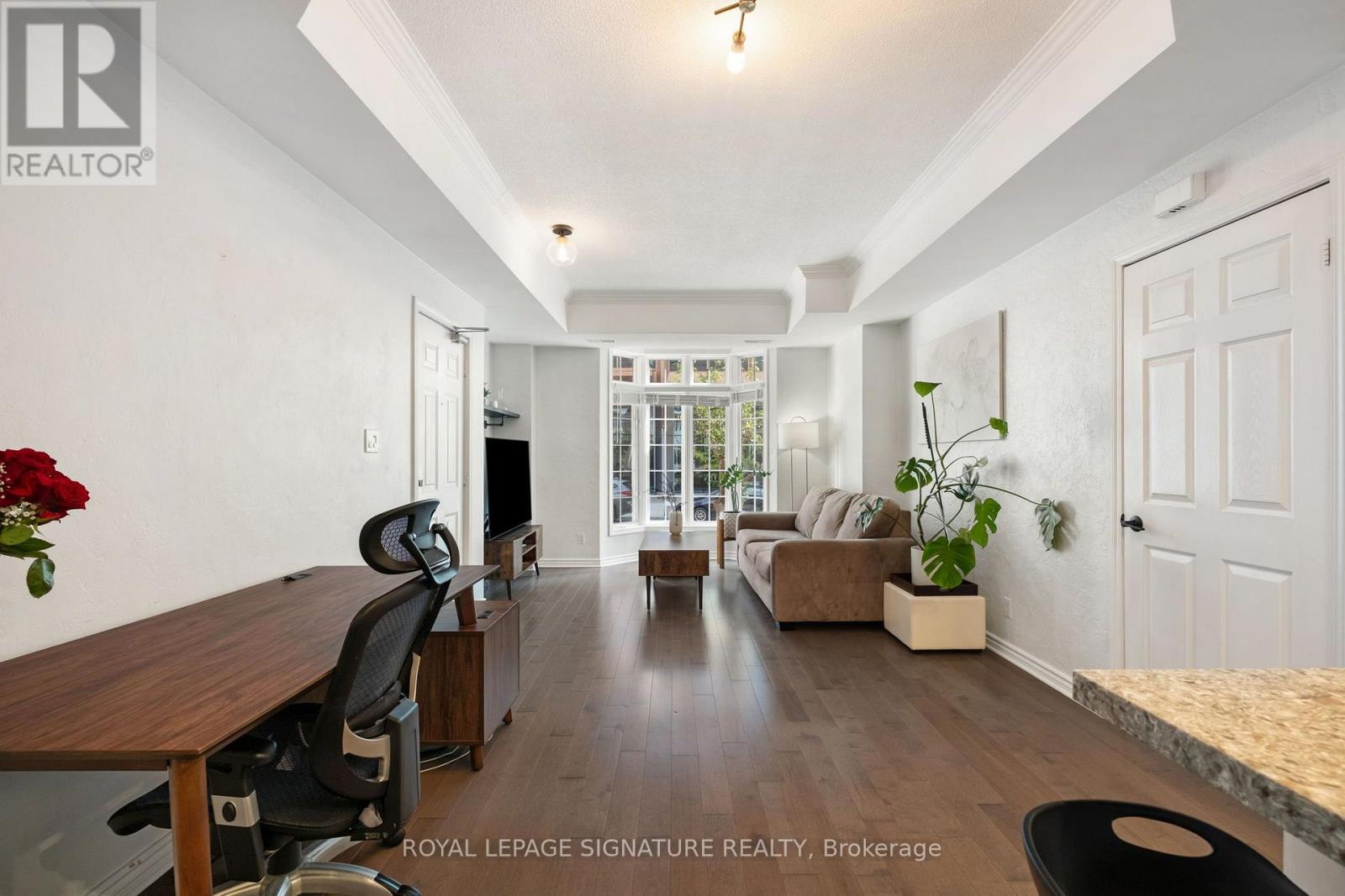 8c Portland Street, Toronto, Ontario  M5V 3N6 - Photo 10 - C14093998