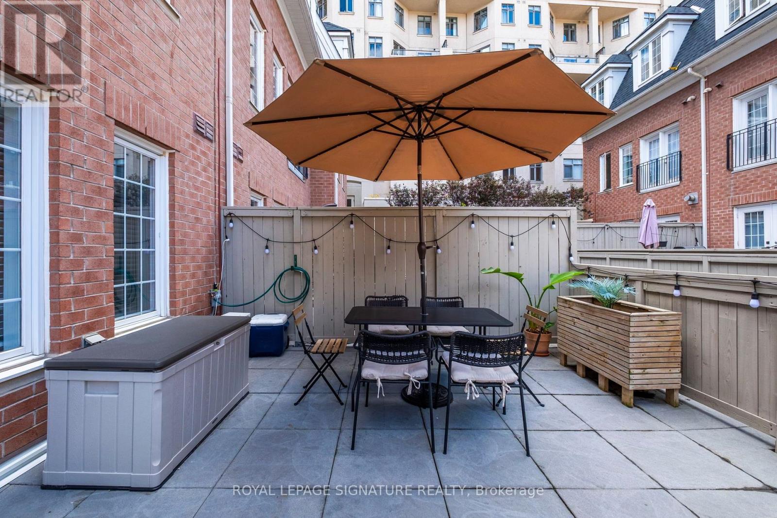 8c Portland Street, Toronto, Ontario  M5V 3N6 - Photo 18 - C14093998