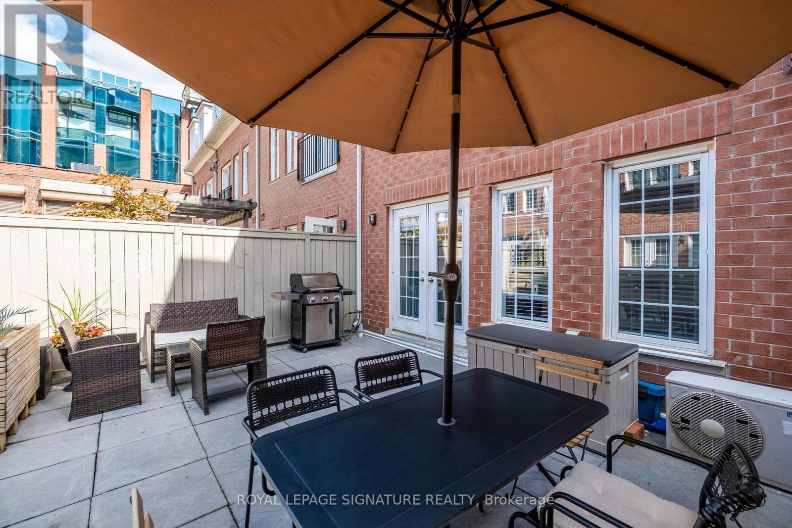 8c Portland Street, Toronto, Ontario  M5V 3N6 - Photo 19 - C14093998