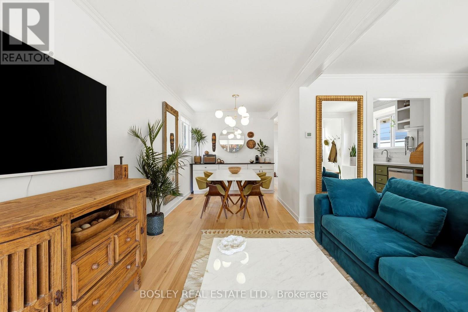 236 Virginia Avenue, Toronto, Ontario  M4C 2T8 - Photo 11 - E14094048