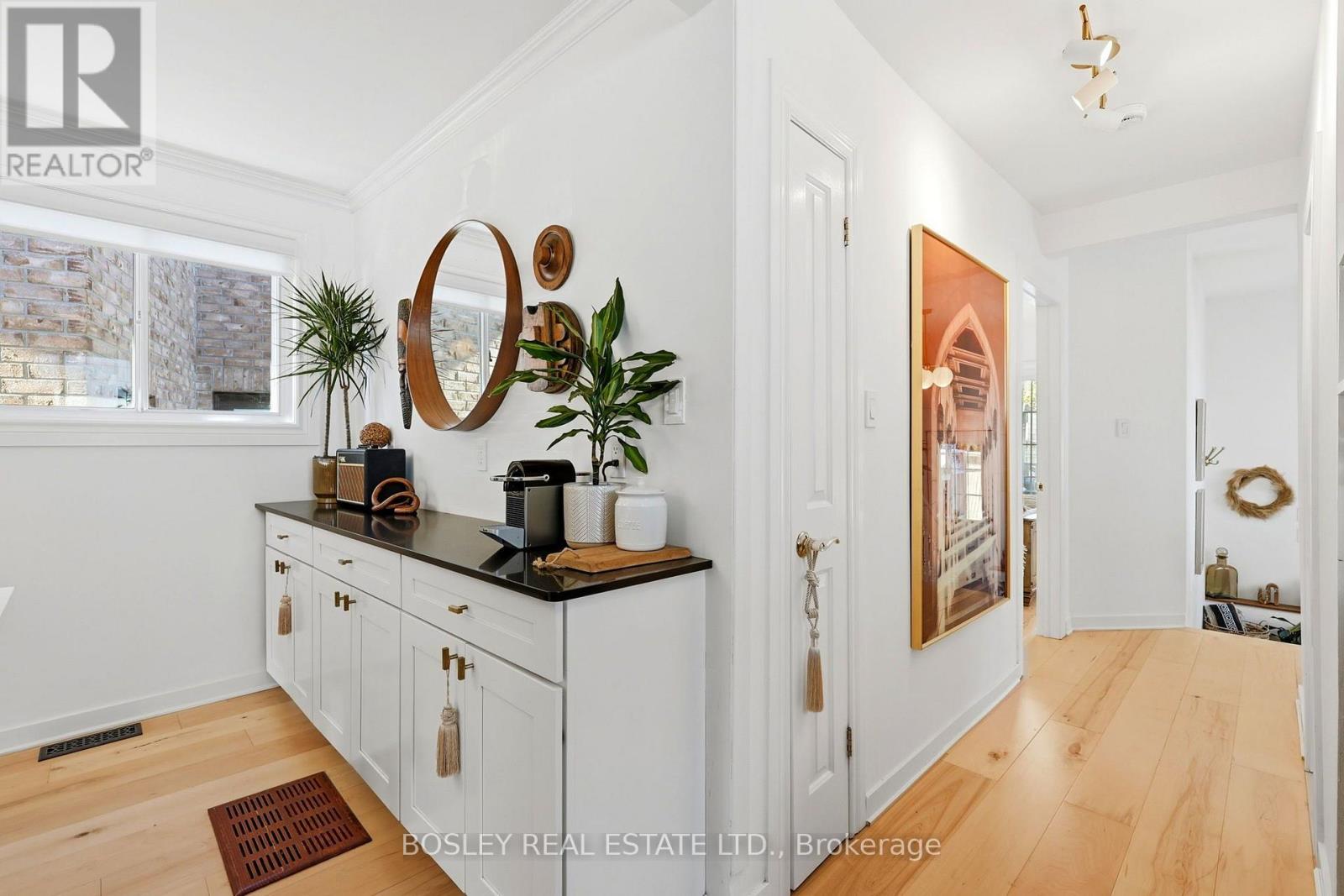 236 Virginia Avenue, Toronto, Ontario  M4C 2T8 - Photo 19 - E14094048