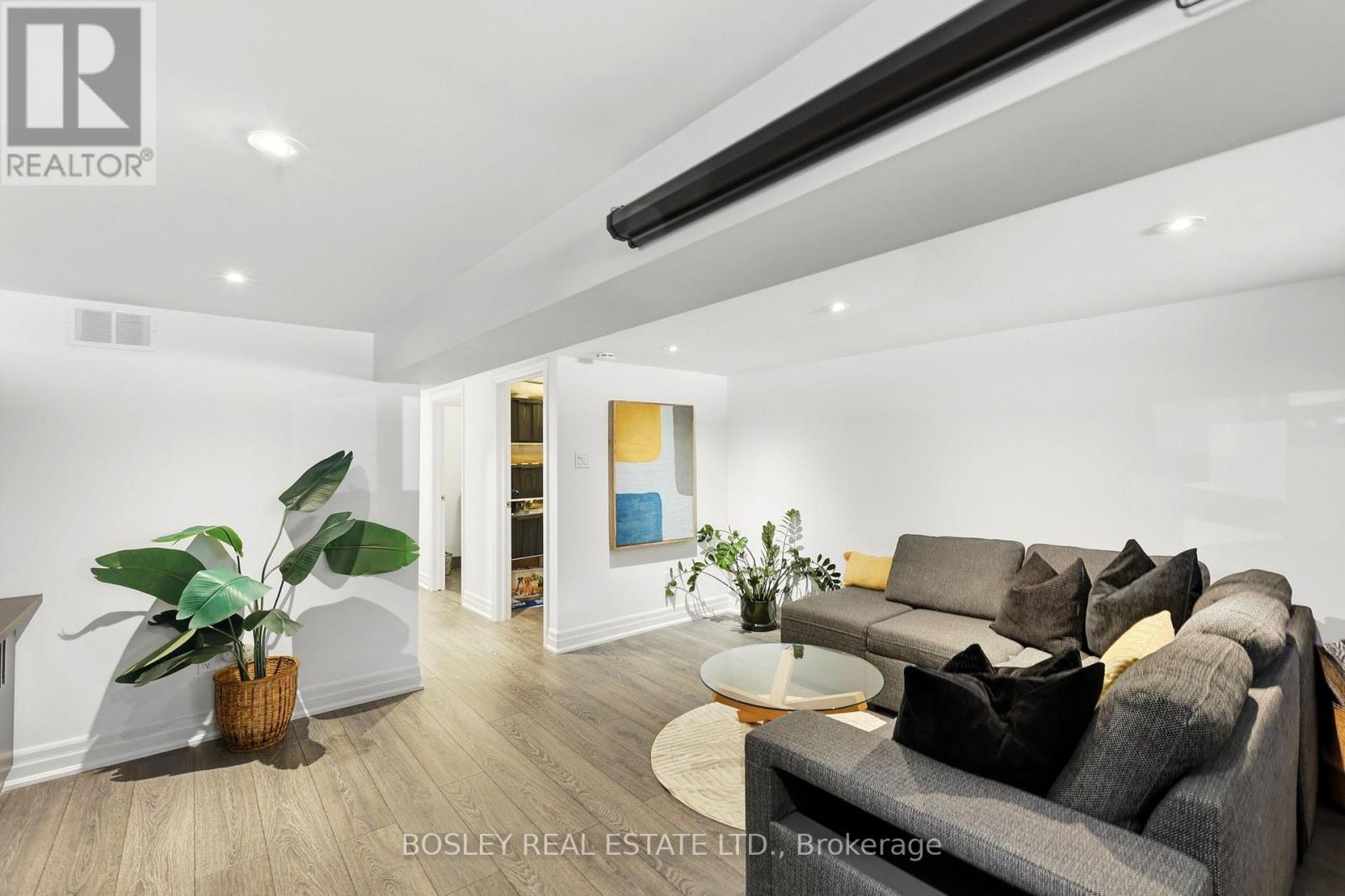 236 Virginia Avenue, Toronto, Ontario  M4C 2T8 - Photo 30 - E14094048