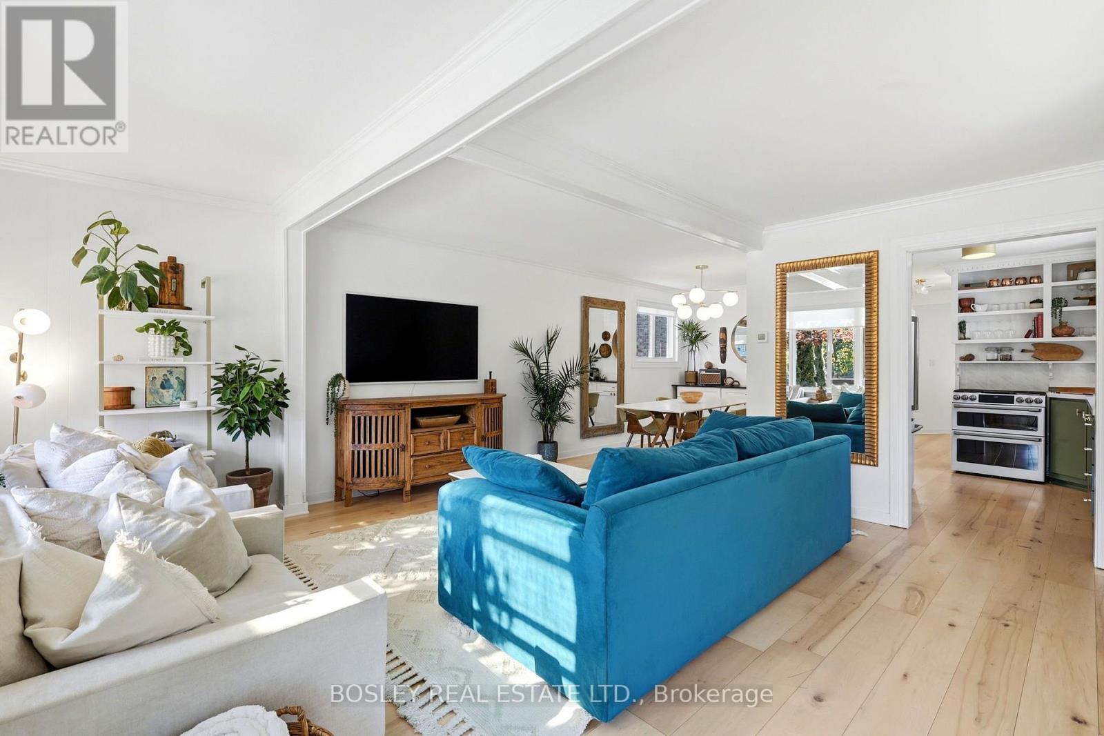 236 Virginia Avenue, Toronto, Ontario  M4C 2T8 - Photo 8 - E14094048