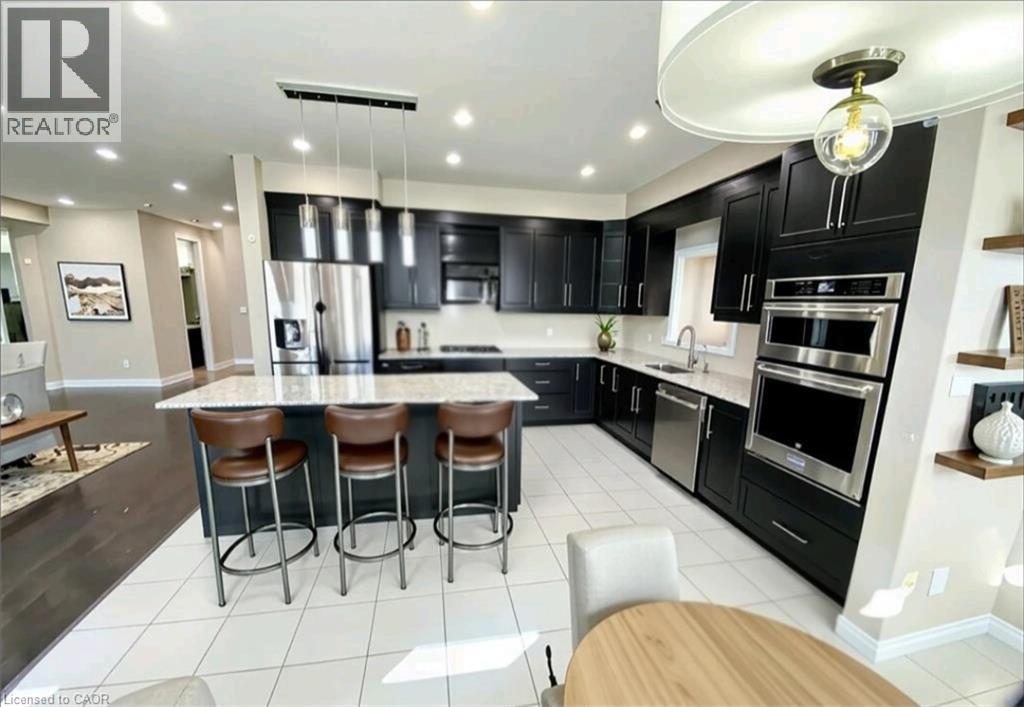 319 Moorlands Crescent, Kitchener, Ontario  N2P 0C5 - Photo 3 - 40872347