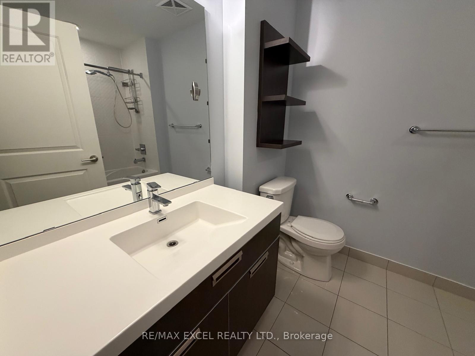 4201 - 28 Ted Rogers Way, Toronto, Ontario M4Y 2W7 - Photo 18 - C14086272