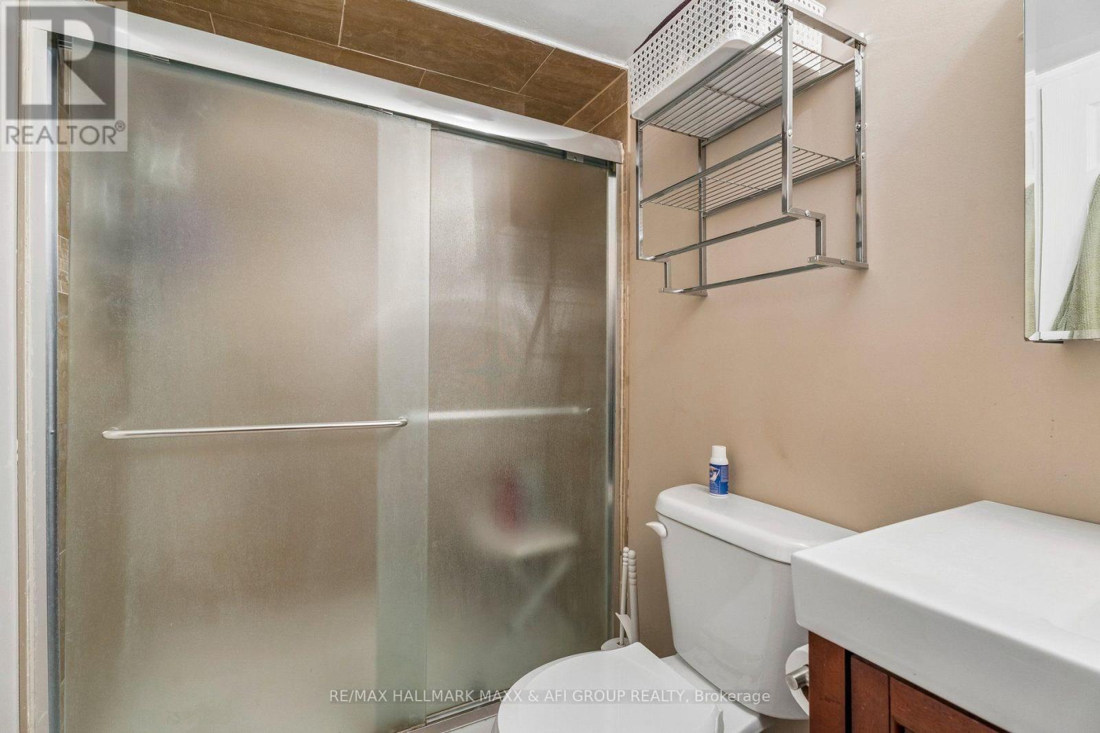 11 Charlotte Court, Barrie, Ontario  L4N 6B2 - Photo 43 - S13805372