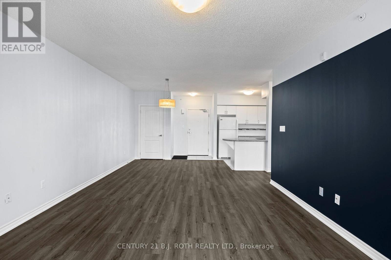 303 - 41 Ferndale Drive S, Barrie, Ontario  L4N 5T6 - Photo 8 - S13878258