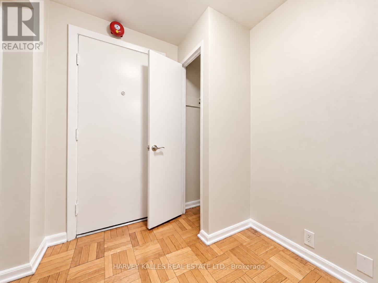 1b - 65 Old Mill Road, Toronto, Ontario M8X 1G9 - Photo 4 - W13883700