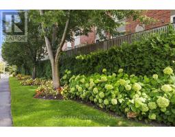 3 - 64 OLD MILL TERRACE, Toronto, Ontario