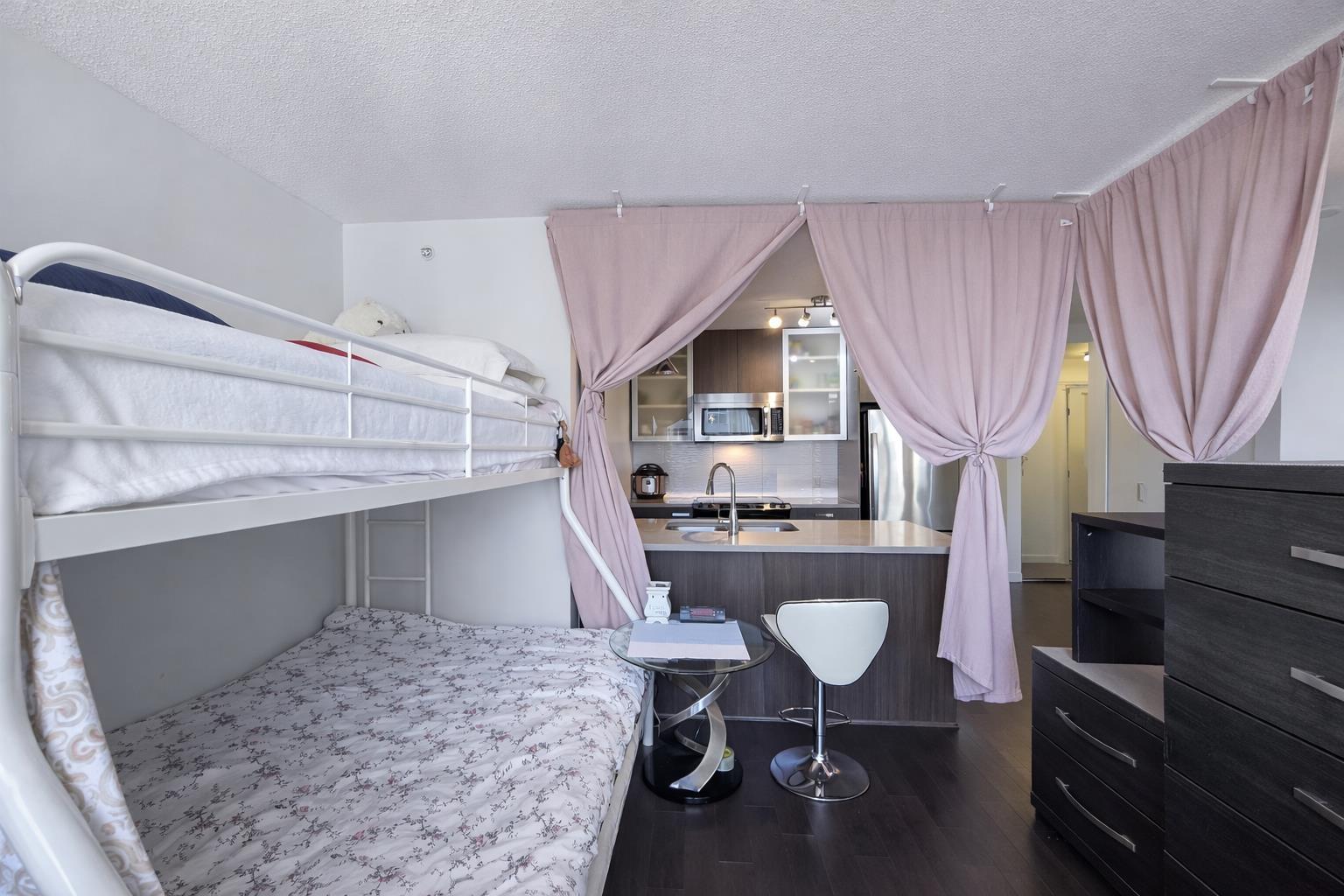 1508 13325 102A AVENUE