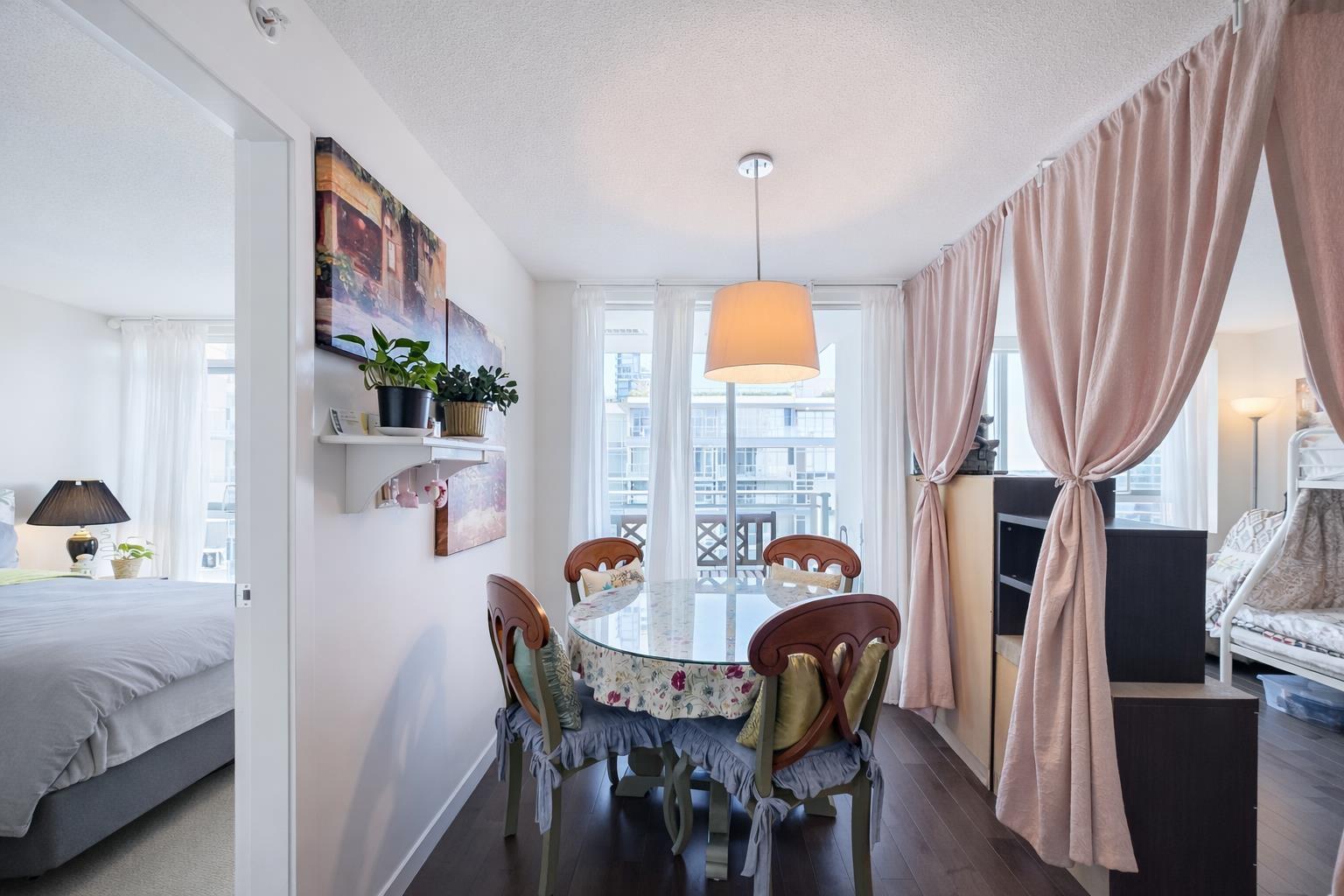 1508 13325 102A AVENUE