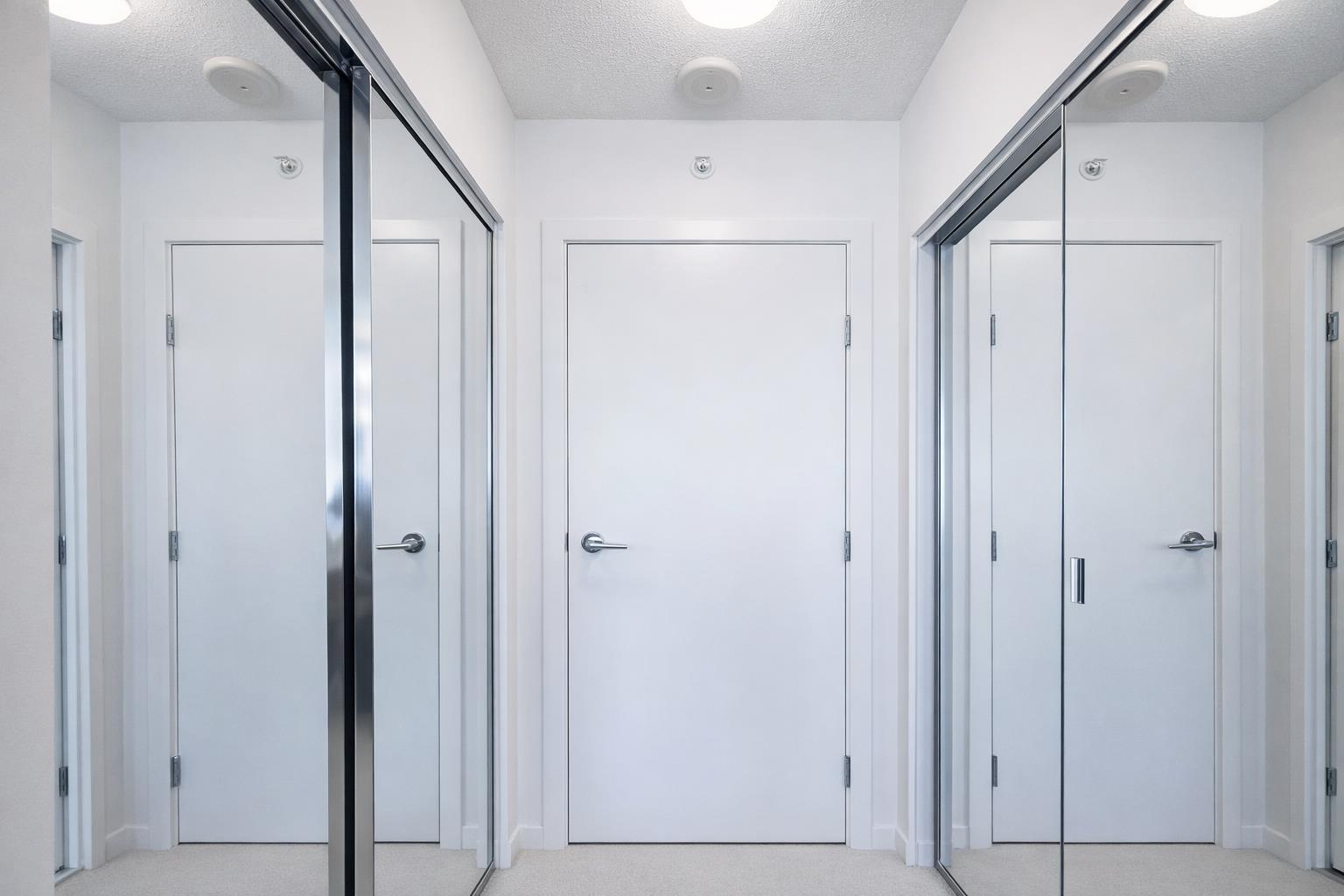 1508 13325 102A AVENUE