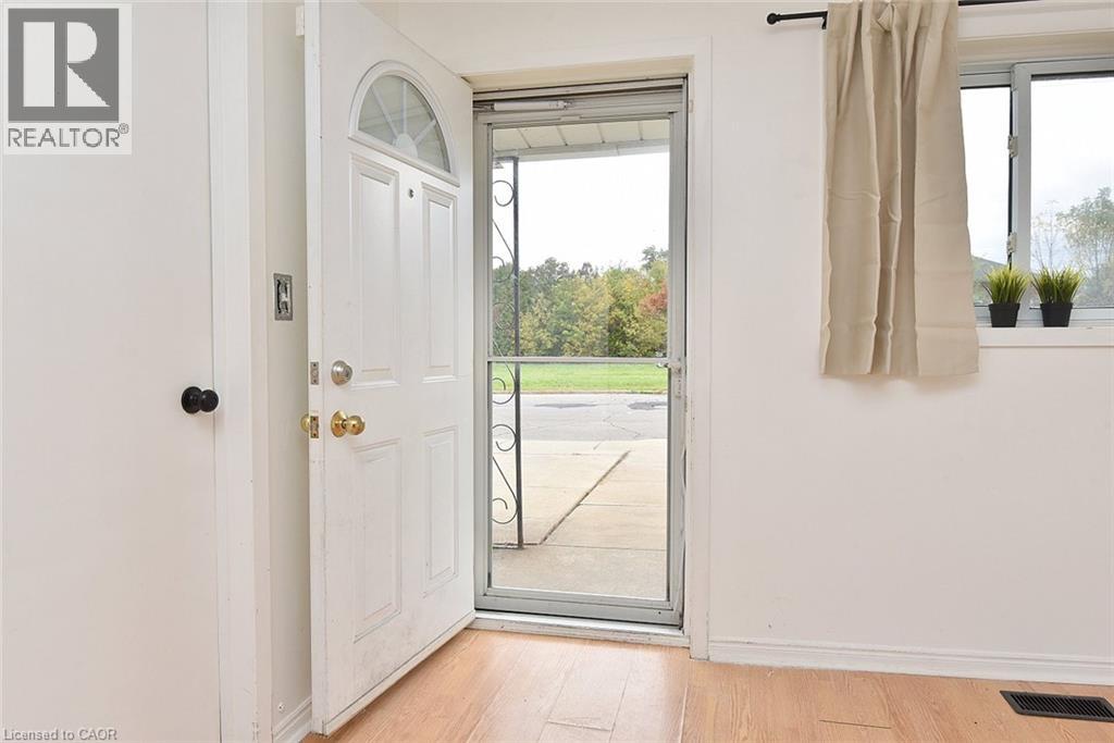 201 Strathearne Avenue, Hamilton, Ontario  L8H 5K7 - Photo 3 - 40871704