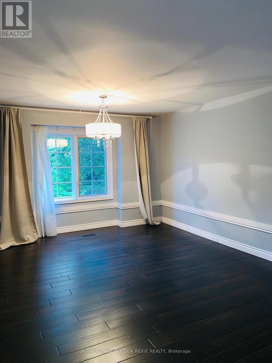 121 Castle Crescent, Oakville, Ontario  L6J 5H4 - Photo 13 - W14094004