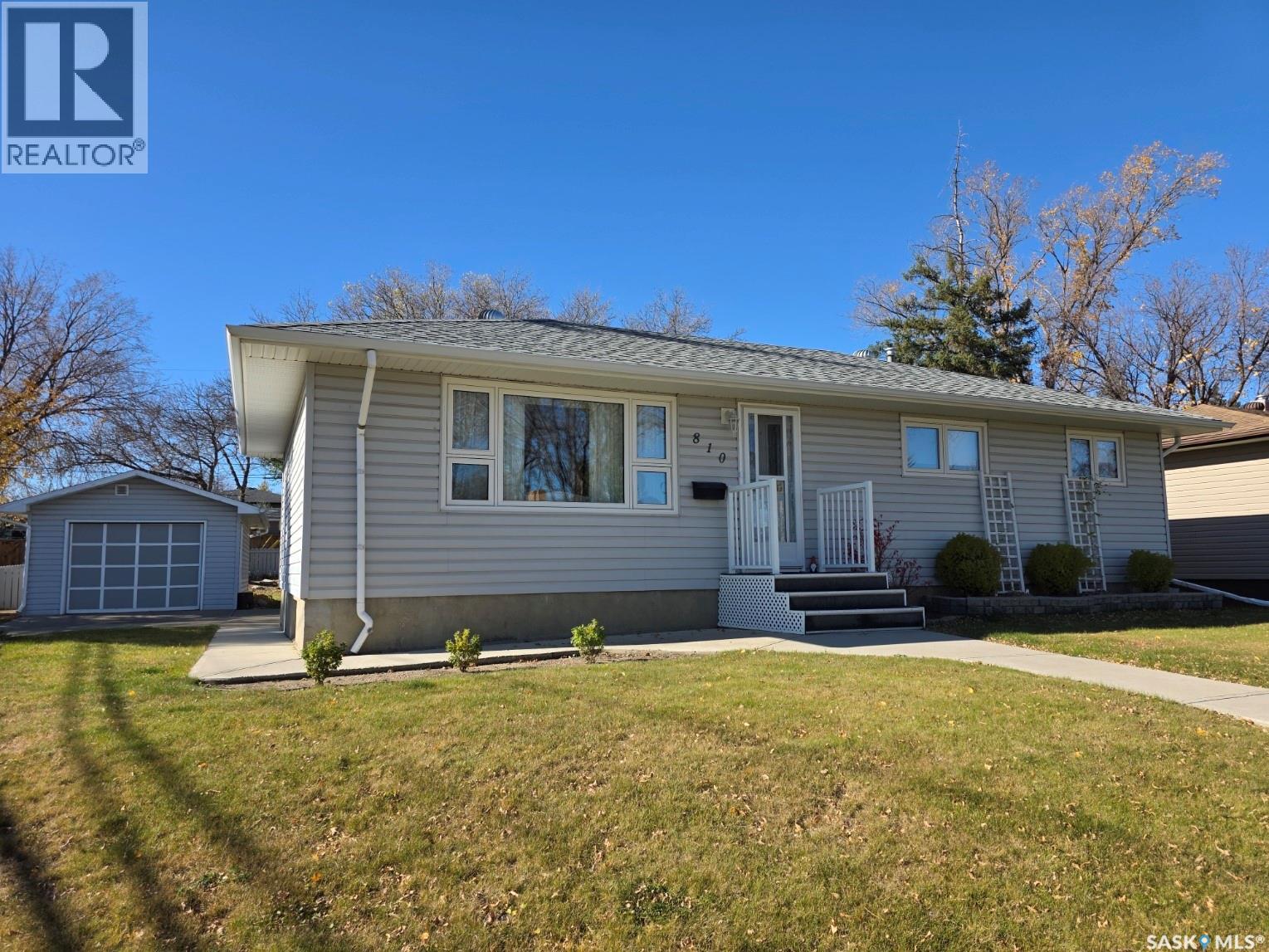 810 11th AVENUE NE, swift current, Saskatchewan