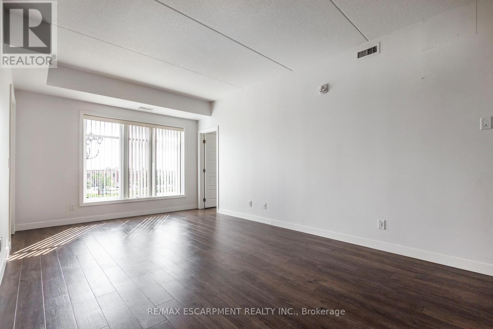 306 - 175 Commonwealth Street, Kitchener, Ontario  N2E 0G5 - Photo 13 - X14094124