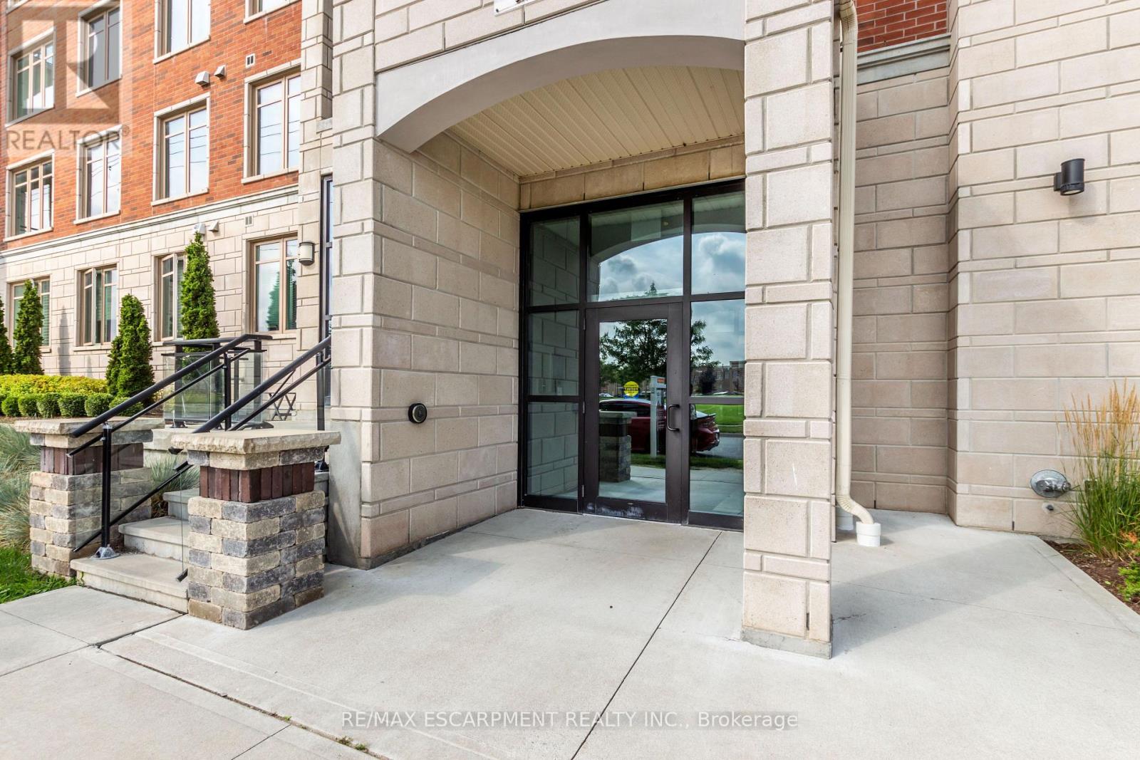 306 - 175 Commonwealth Street, Kitchener, Ontario  N2E 0G5 - Photo 4 - X14094124
