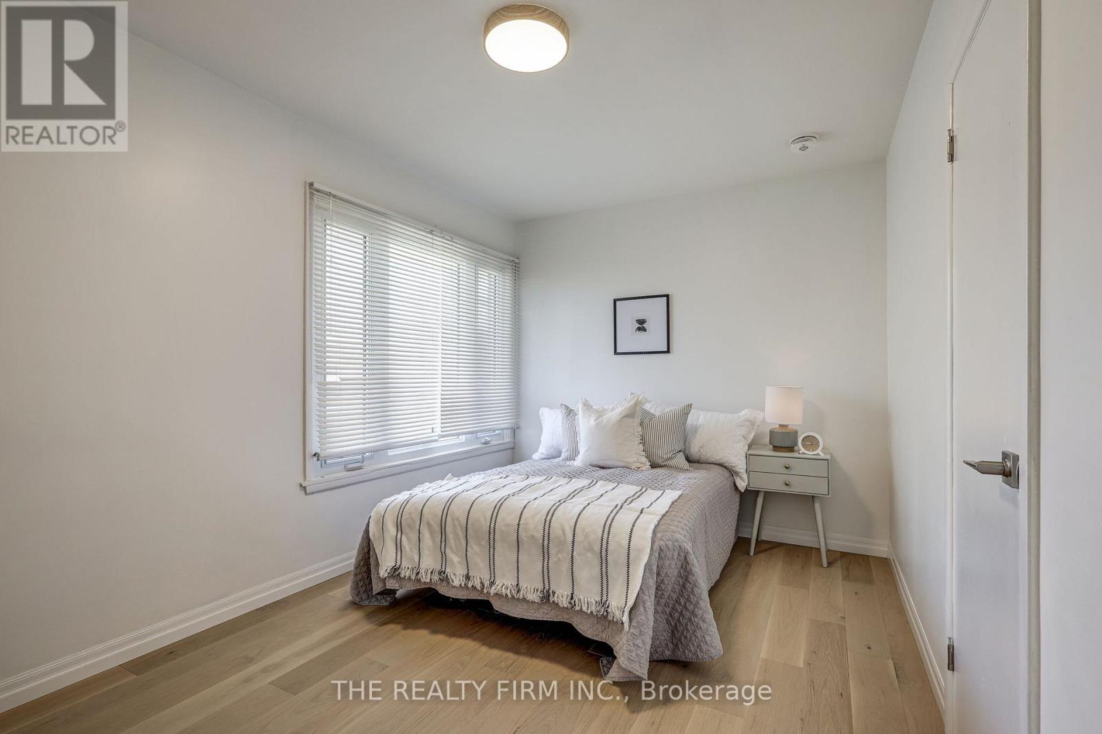 Main Floor - 408 Ridgewood Crescent, London South, Ontario  N6J 3H3 - Photo 18 - X14094064