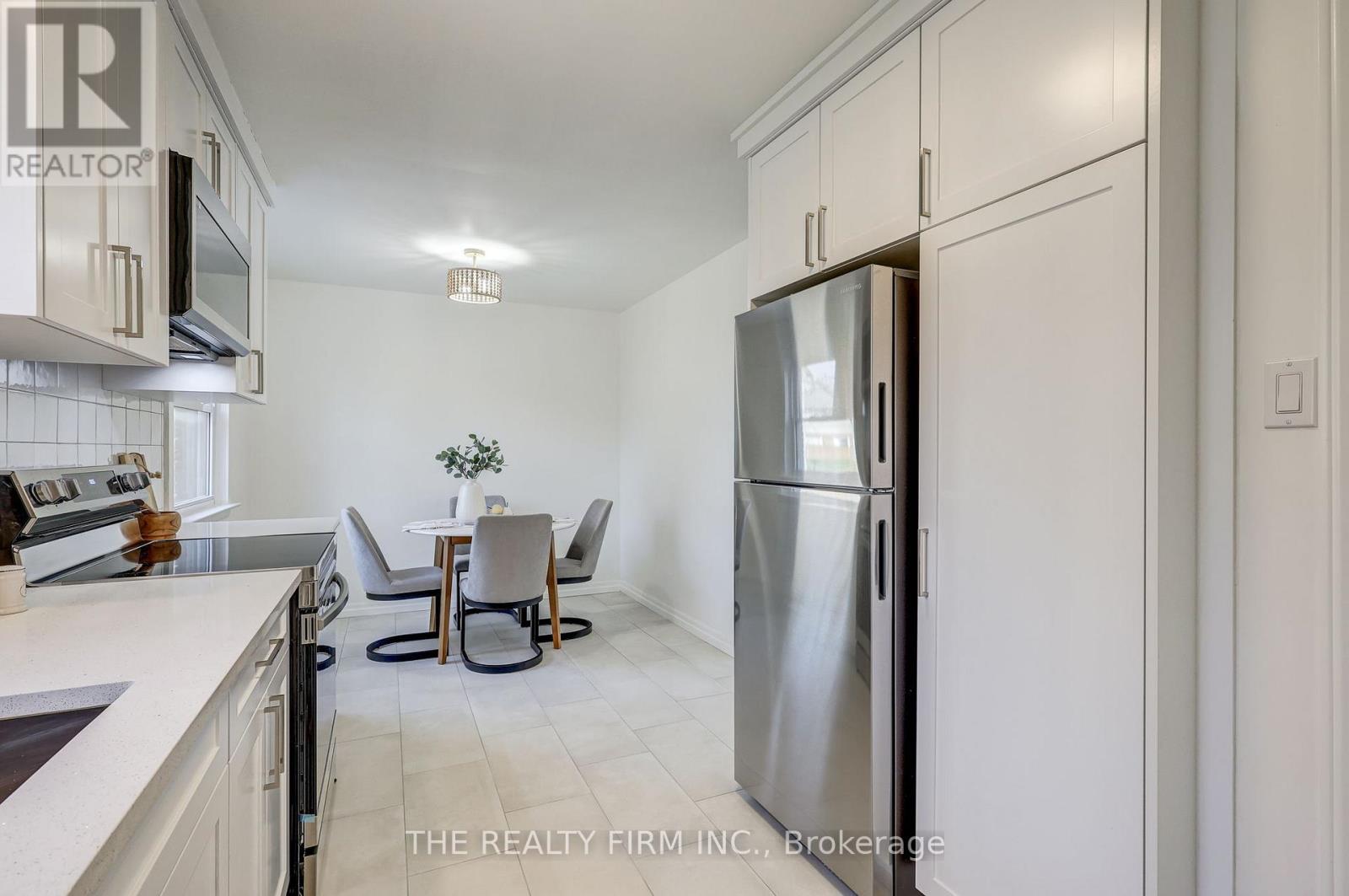 Main Floor - 408 Ridgewood Crescent, London South, Ontario  N6J 3H3 - Photo 13 - X14094064