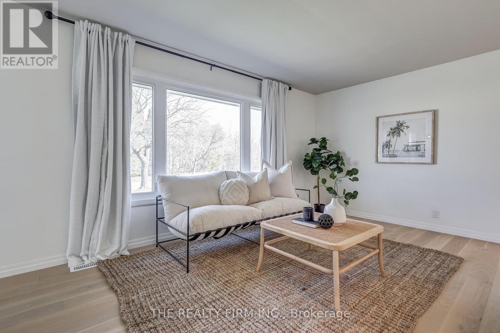 Main Floor - 408 Ridgewood Crescent, London South, Ontario  N6J 3H3 - Photo 4 - X14094064