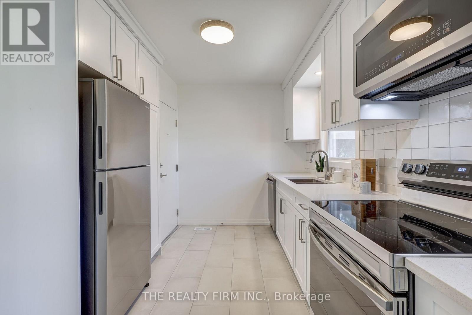 Main Floor - 408 Ridgewood Crescent, London South, Ontario  N6J 3H3 - Photo 9 - X14094064