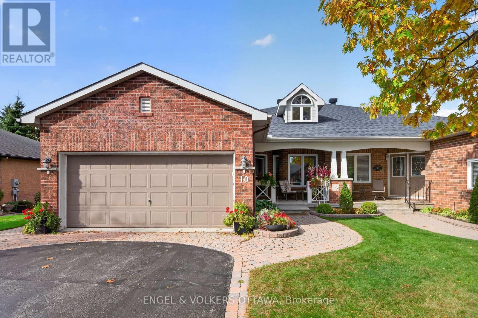 10 WATERTHRUSH CRESCENT, Ottawa, Ontario