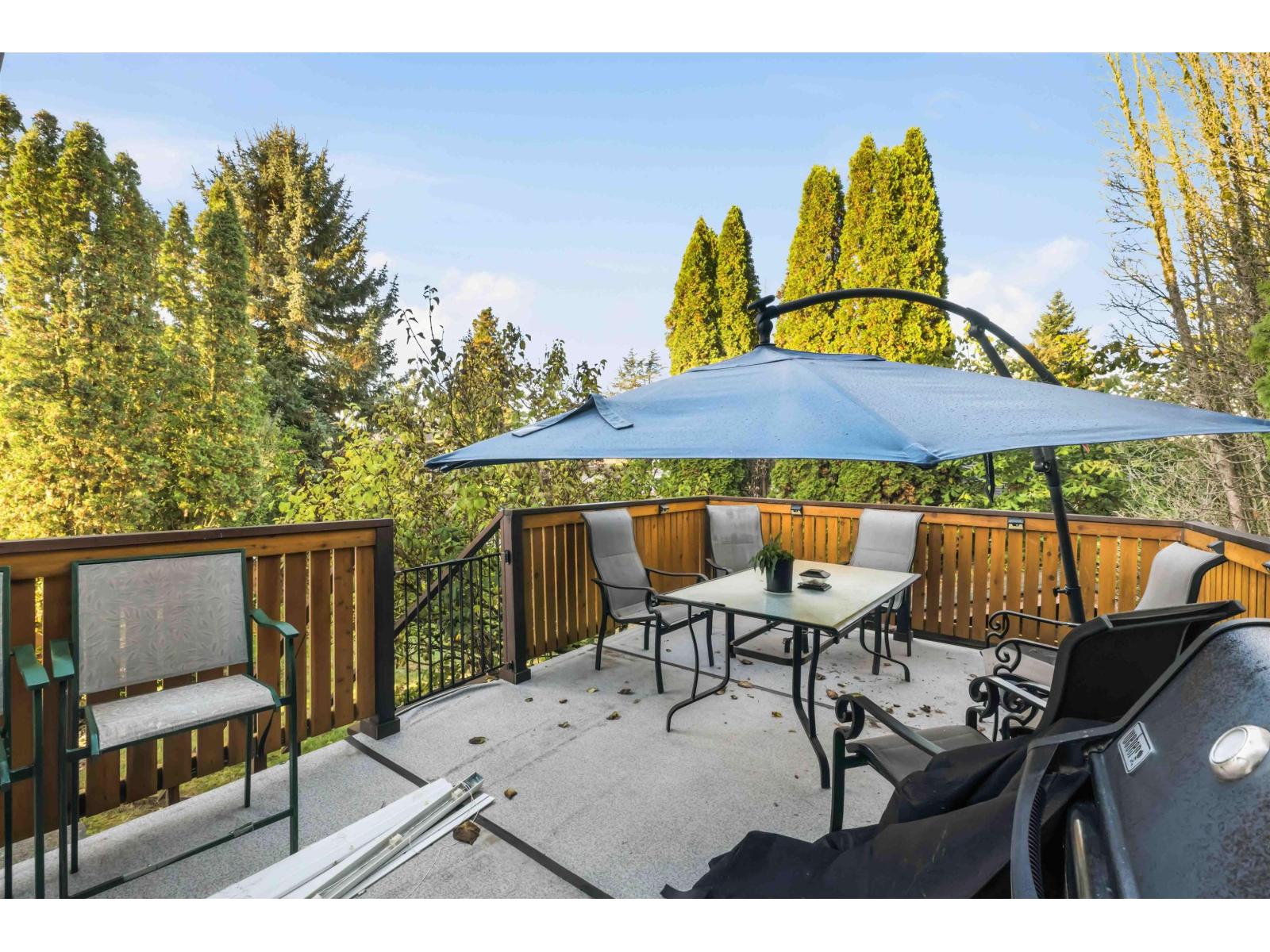 3743 NANAIMO CRESCENT