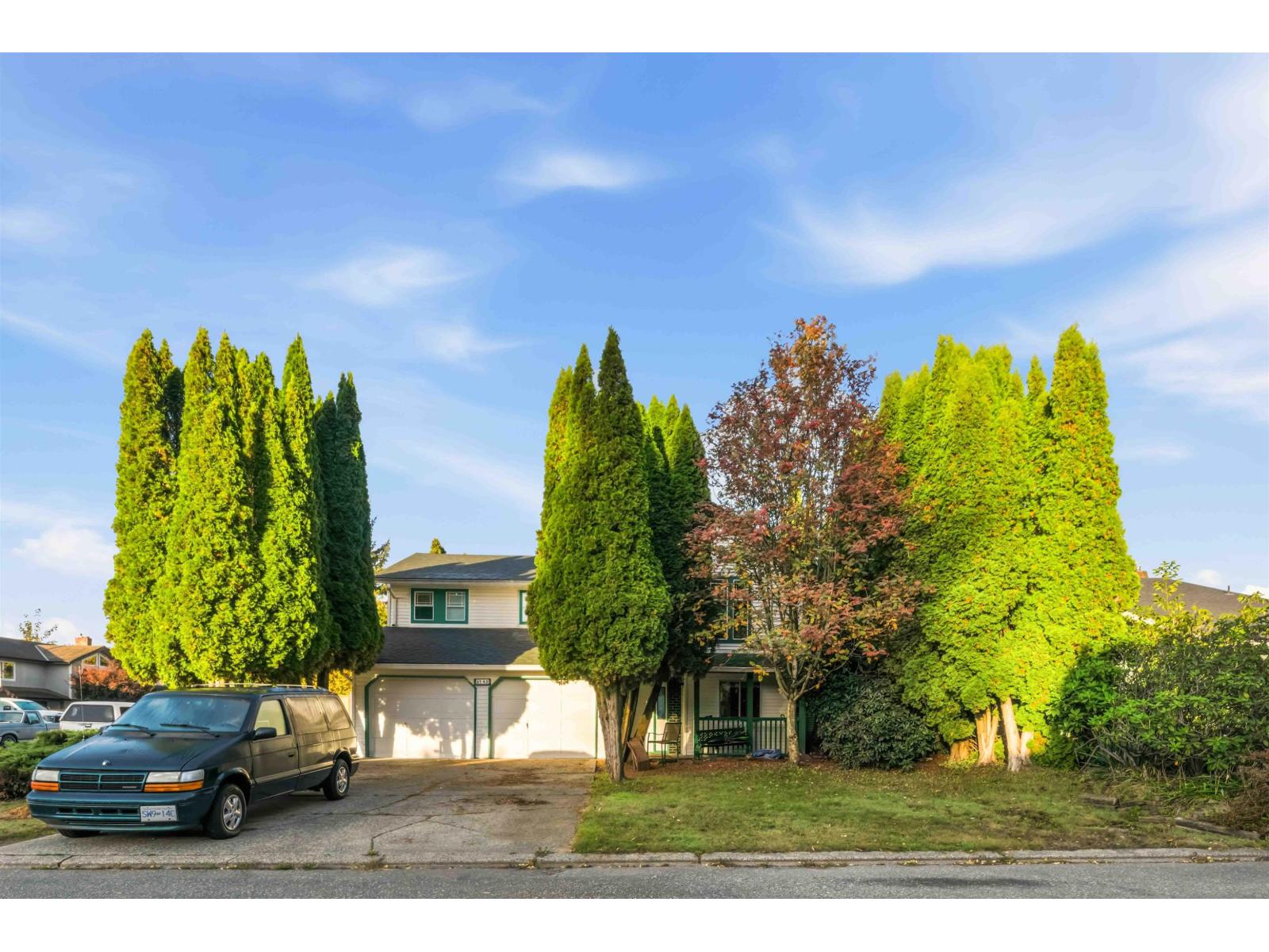 3743 NANAIMO CRESCENT