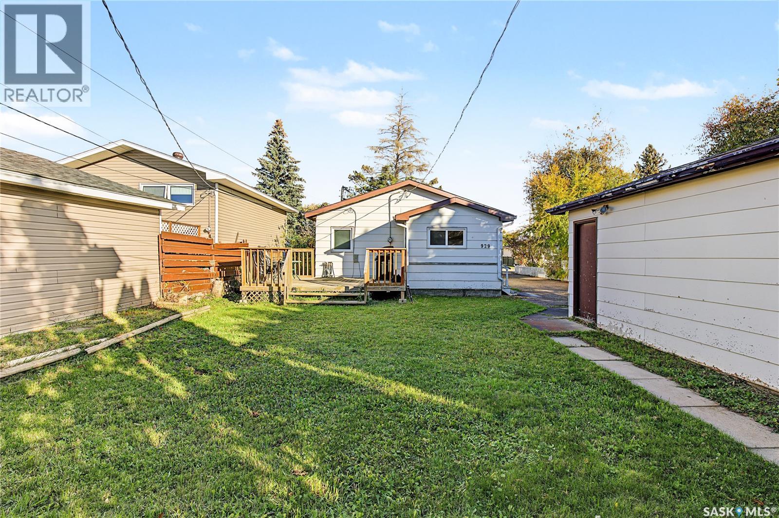 929 Hall Street W, Moose Jaw, Saskatchewan  S6H 2S3 - Photo 40 - SK051433