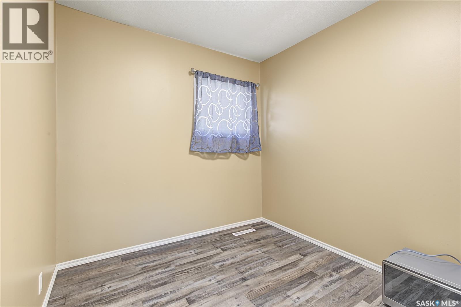 929 Hall Street W, Moose Jaw, Saskatchewan  S6H 2S3 - Photo 17 - SK051433