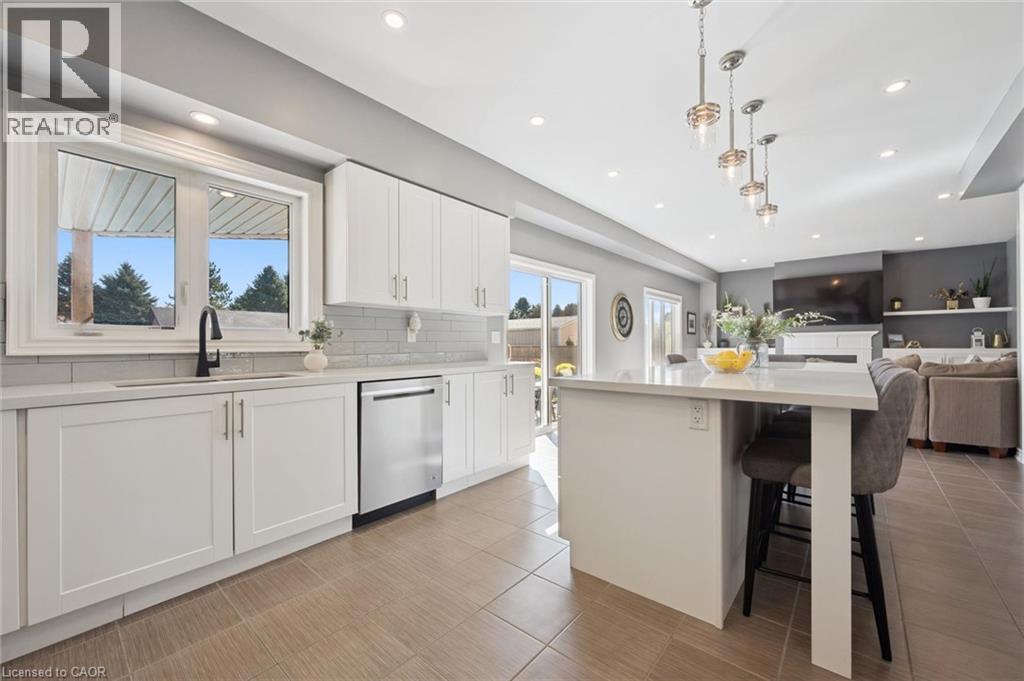 106 Ryan Street, Fergus, Ontario  N1M 0E4 - Photo 12 - 40869528