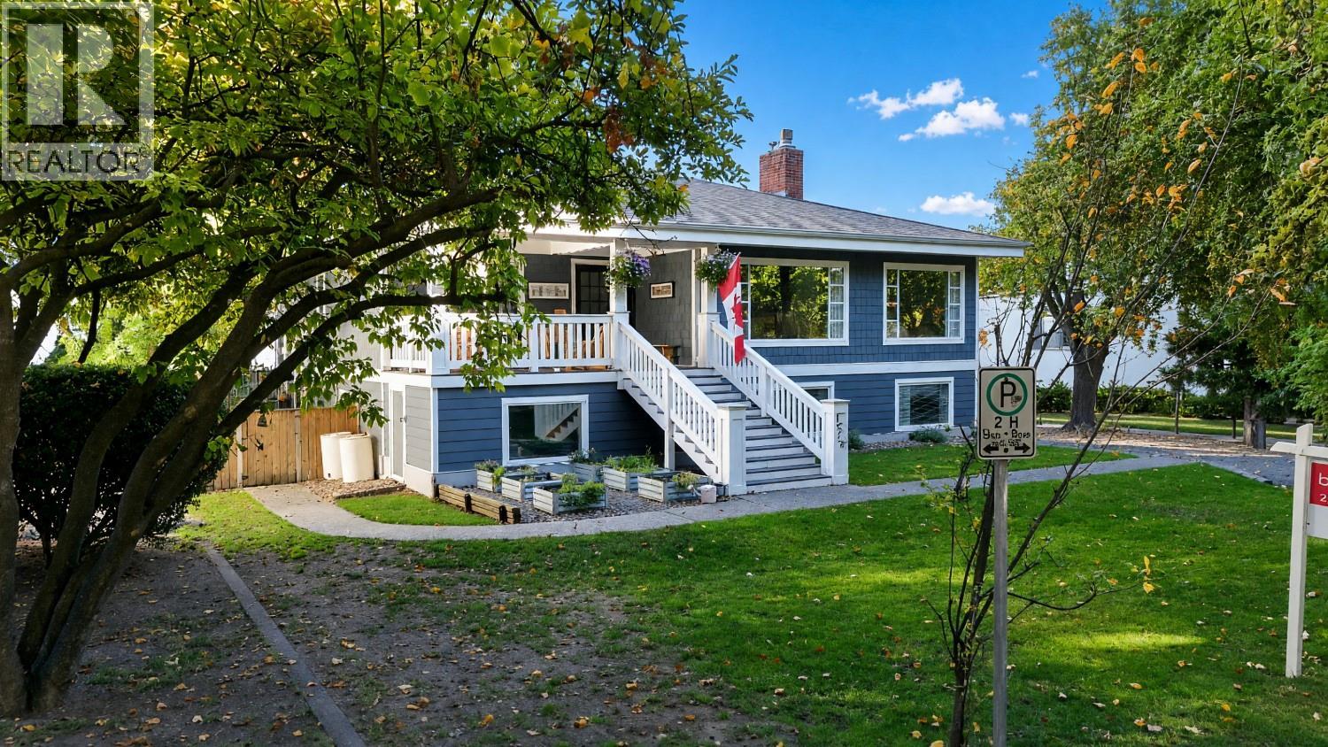 1847 Maple Street, Kelowna, British Columbia