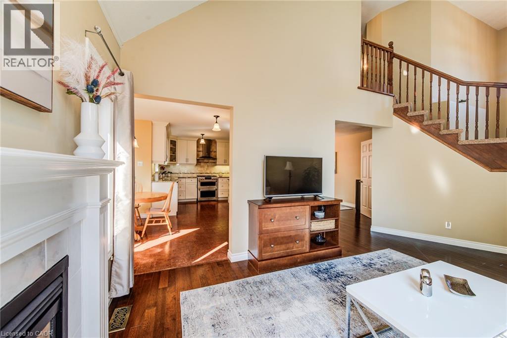 39 Oliver Court SE, Kitchener, Ontario  N2N 3E7 - Photo 10 - 40870642