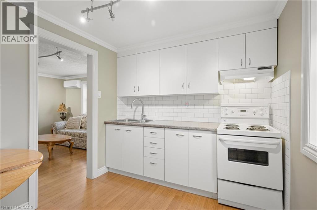 16 Devitt Avenue S Unit# Upper, Waterloo, Ontario  N2J 1Y5 - Photo 15 - 40871279