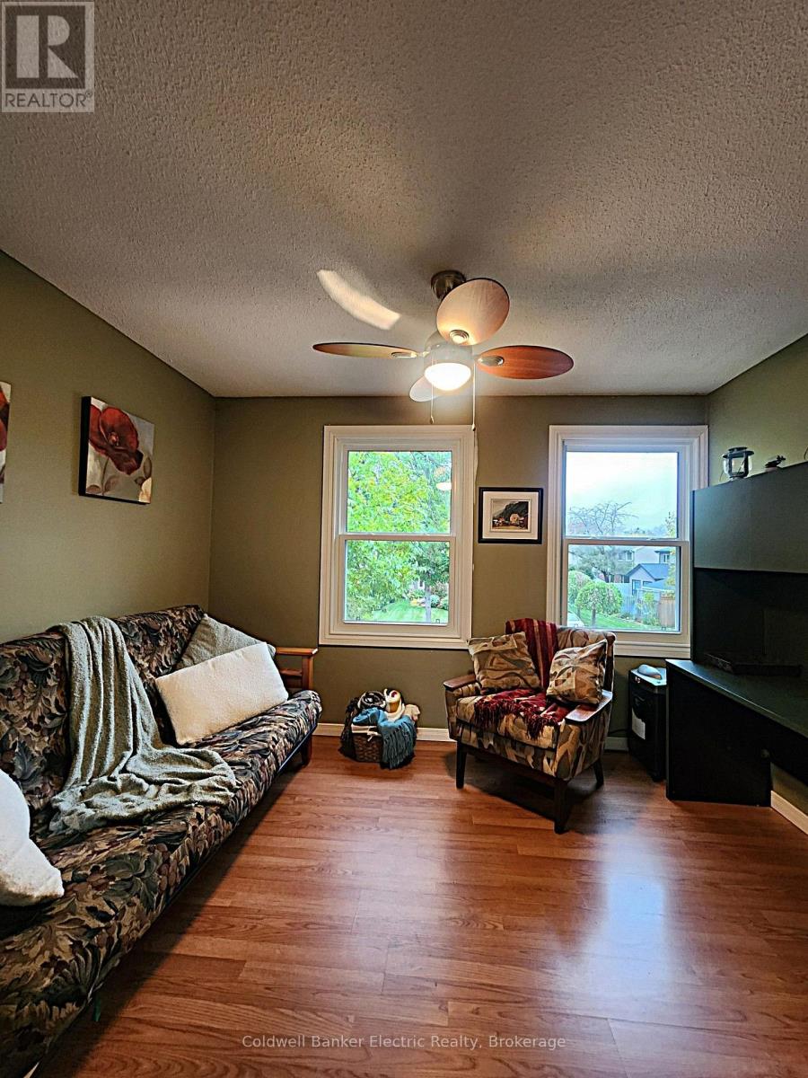 1007 Moorelands Crescent, Pickering, Ontario  L1W 3K3 - Photo 35 - E14092550