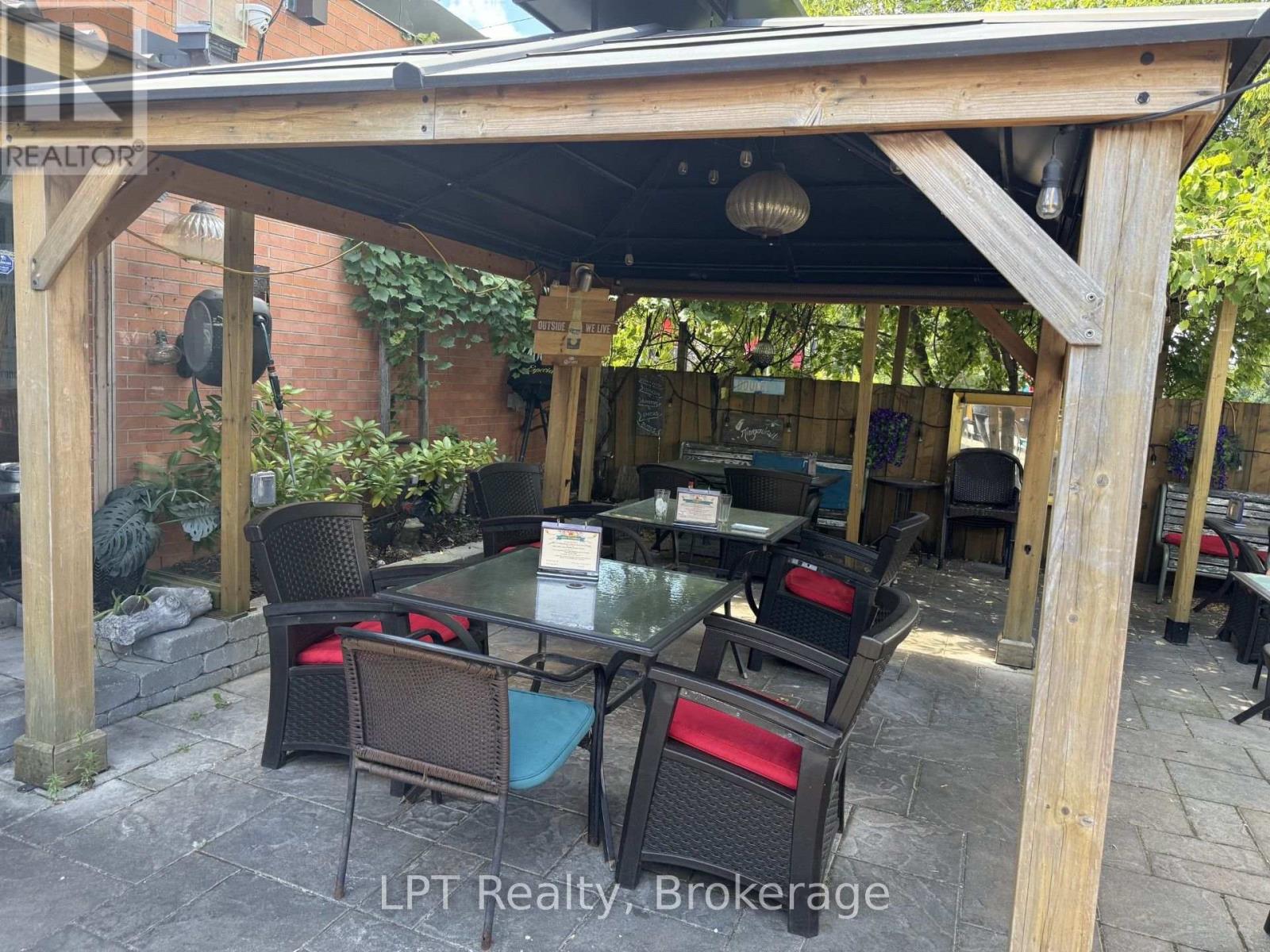 1009 Dundas Street E, Whitby, Ontario  L1N 2K4 - Photo 7 - E14094264