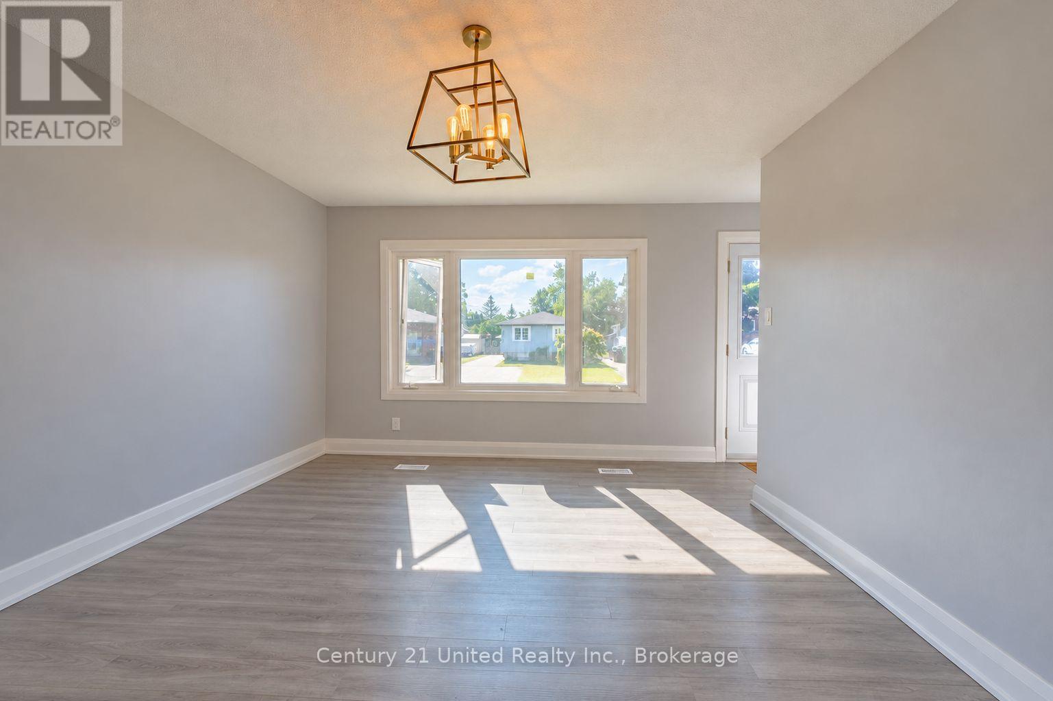 818 Orpington Road, Peterborough, Ontario  K9J 7X5 - Photo 4 - X14094158